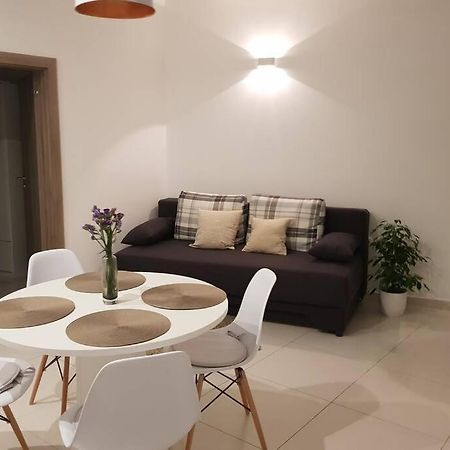 Apartman M&S 1 Kali, Otok Ugljan Apartamento Exterior foto