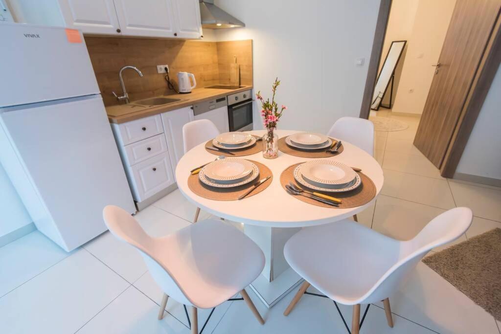Apartman M&S 1 Kali, Otok Ugljan Apartamento Exterior foto